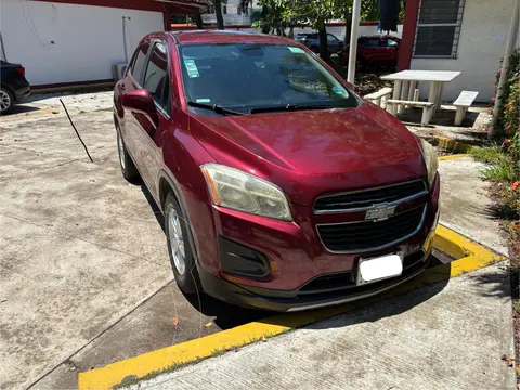 Chevrolet Trax LT Aut usado (2013) color Rojo Tinto precio $138,000