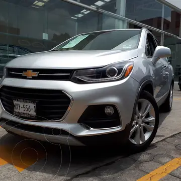 Chevrolet Trax Premier Aut usado (2019) color plateado financiado en mensualidades(enganche $81,478 mensualidades desde $6,994)