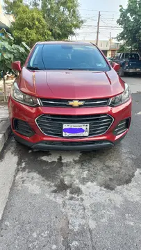 Chevrolet Trax LS usado (2019) color Rojo precio $215,000