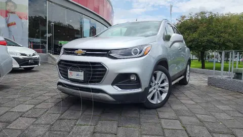 Chevrolet Trax Premier Aut usado (2019) color Plata financiado en mensualidades(enganche $83,044 mensualidades desde $8,837)