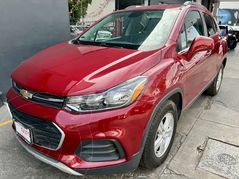 Chevrolet Trax LT Aut usado (2020) color Rojo financiado en mensualidades(enganche $61,000)