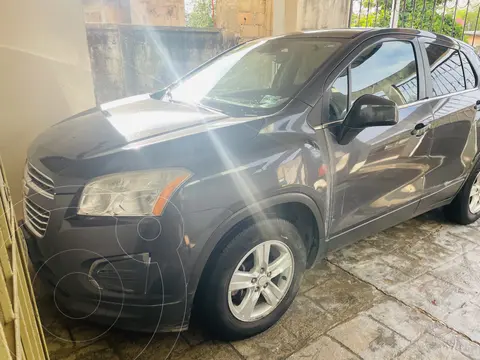 Chevrolet Trax LT usado (2016) color Gris Oxford precio $150,000