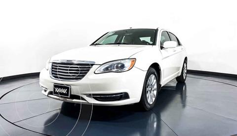 Chrysler 200 2.4L Touring usado (2012) color Beige precio $117,999