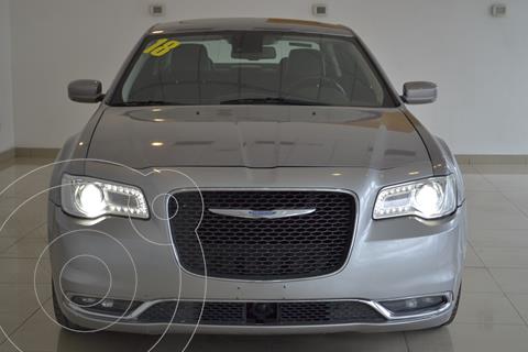 Chrysler 300 C 3.6L V6 usado (2018) color Plata precio $395,000
