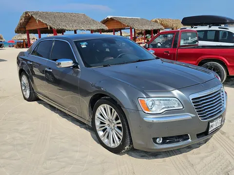 Chrysler 300 C Premium usado (2012) color Gris precio $280,000