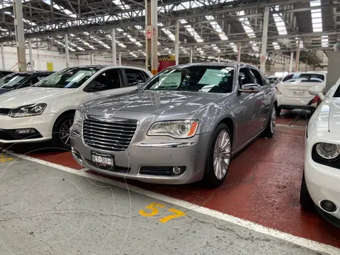 Chrysler 300 C 3.6L Premium usado (2014) color Plata financiado en mensualidades(enganche $110,000 mensualidades desde $6,500)