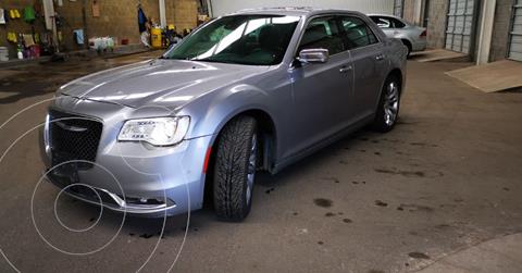 Chrysler 300 C 3.6L Pentastar usado (2017) color Plata Dorado precio $299,900