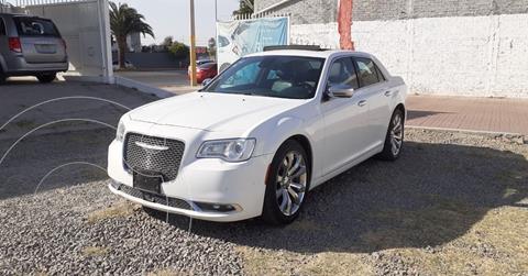 Chrysler 300 C 3.6L Pentastar usado (2017) color Blanco precio $319,900