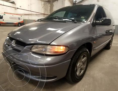 Chrysler Grand Caravan 3.3 SE Aut usado (1998) color Gris precio $600.000