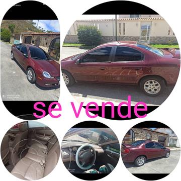 Chrysler Neon LE Auto. usado (2001) color Rojo precio u$s1.750
