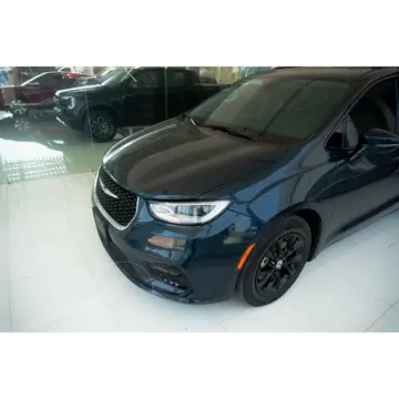Chrysler Pacifica Limited usado (2022) color Azul precio $668,999