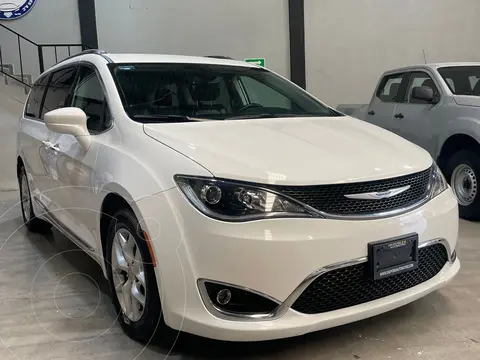 Chrysler Pacifica Limited Platinum usado (2020) color Blanco precio $569,000