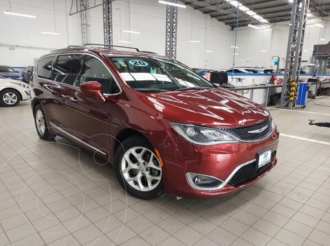 Chrysler Pacifica Limited Plus usado (2020) color Rojo precio $775,000
