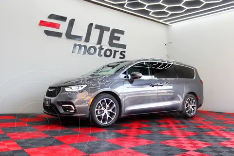Chrysler Pacifica Platinum usado (2021) color Gris precio $579,900