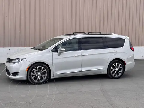 Chrysler Pacifica Limited Platinum usado (2019) color Blanco precio $350,000