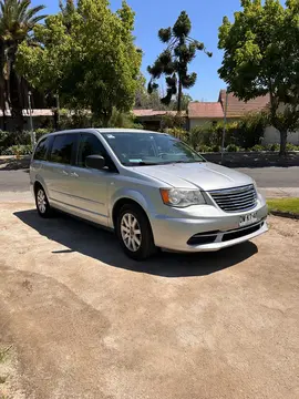 Chrysler Town and Country 3.6L LX usado (2012) color Gris precio $6.500.000