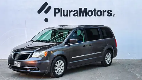 Chrysler Town and Country Touring Piel 3.6L usado (2015) color Granito precio $209,000