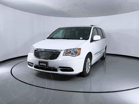 Chrysler Town and Country Touring Piel 3.6L usado (2015) color Blanco precio $333,999