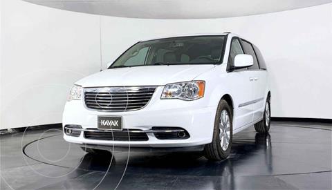 foto Chrysler Town and Country Touring Piel 3.6L usado (2016) color Blanco precio $329,999