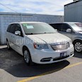 foto Chrysler Town and Country Limited 3.6L usado (2012) color Blanco precio $178,000