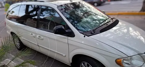 Chrysler Town and Country LX 3.8L usado (2007) color Blanco precio $116,000