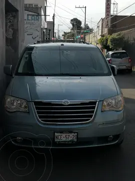 Chrysler Town and Country Touring 4.0L usado (2010) color Azul precio $147,900