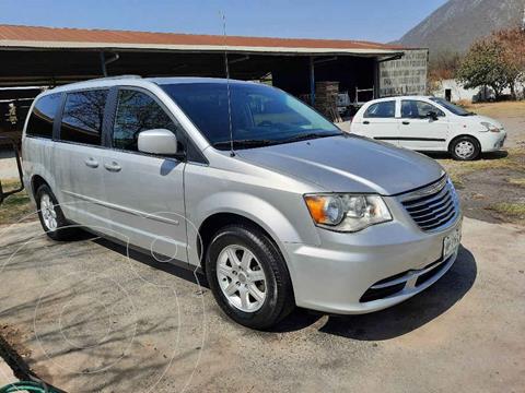 foto Chrysler Town and Country LX 3.6L usado (2012) color Plata precio $129,000