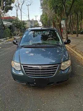 Chrysler Town and Country Signature Series usado (2007) color Azul precio $110,000