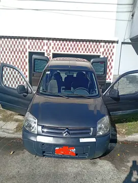 Citroen Berlingo Furgon 1.6 HDi Full usado (2013) color Gris precio $8.000.000