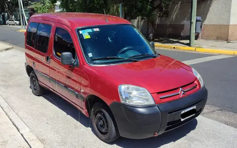 Citroen Berlingo Furgon 1.6 HDi Full usado (2012) color Rojo precio u$s9.000