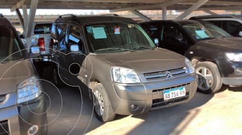 foto Citroën Berlingo Furgón 1.6 HDi Business Mixto usado (2017) color Gris Oscuro precio $1.940.000