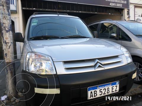 foto Citroën Berlingo Furgón 1.6 HDi Business usado (2017) color Gris Claro precio $1.265.000