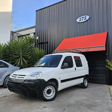 Citroen Berlingo Furgon 1.6 HDi Business Mixto usado (2017) color Blanco precio u$s11.800