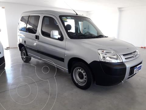 Citroen Berlingo Furgon 1.4 Business usado (2017) color Gris Aluminium financiado en cuotas(anticipo $750.000)