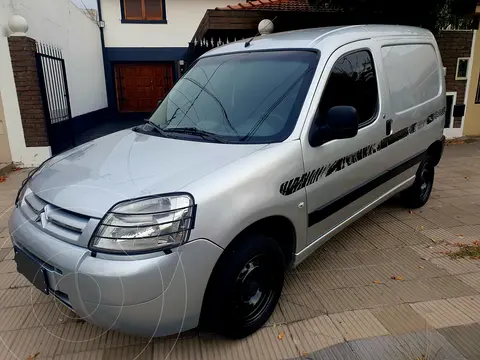 Citroen Berlingo Furgon 1.6 HDi Business usado (2017) color Gris Aluminium precio $17.500.000