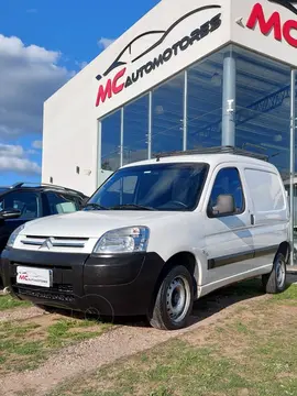 Citroen Berlingo Furgon BERLINGO FURGON 1.6 HDI BUSINESS usado (2018) color Blanco precio u$s12.900