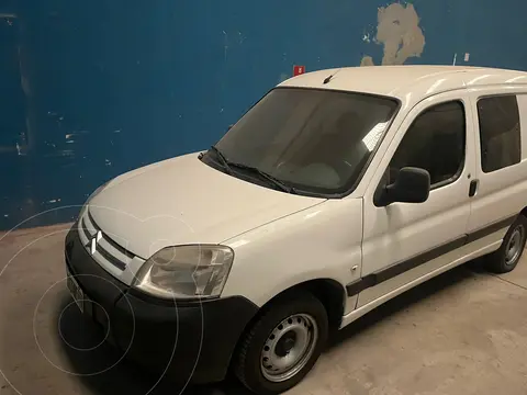 Citroen Berlingo Furgon 1.4 Business Mixto usado (2014) color Blanco precio $13.000.000