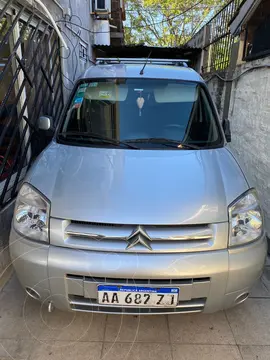 foto Citroën Berlingo Multispace 1.6 HDi XTR usado (2016) color Plata precio $3.600.000