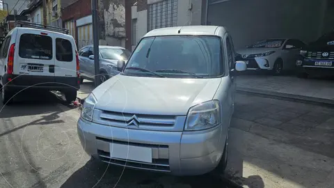 Citroen Berlingo Multispace 1.6i SX usado (2014) color Gris Aluminium precio u$s12.000