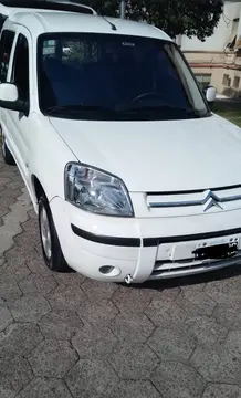 Citroen Berlingo Multispace 1.6 HDi SX Pack usado (2012) color Blanco precio $14.000.000