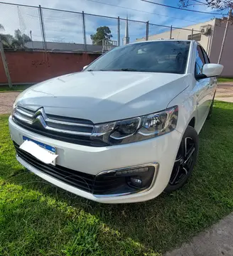Citroen C-Elysee VTi 115 Feel usado (2017) color Blanco precio $17.000.000