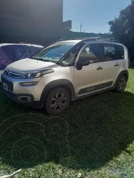 Citroen C3 Aircross 1.6 Shine usado (2016) color Gris Aluminium precio $13.000.000