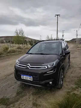 Citroen C3 Aircross Feel VTi usado (2019) color Carmin Oscuro precio $15.000.000
