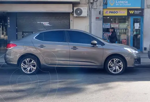 Citroen C4 Lounge 1.6 Tendance Aut usado (2013) color Moondust precio u$s9.500