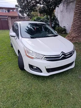 Citroen C4 Lounge 1.6 Feel THP Aut usado (2014) color Blanco Nacarado precio $13.500.000