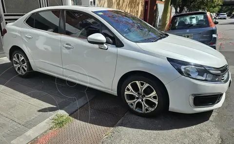 Citroen C4 Lounge 1.6 Feel Pack usado (2018) color Blanco Nacarado precio $16.400.000