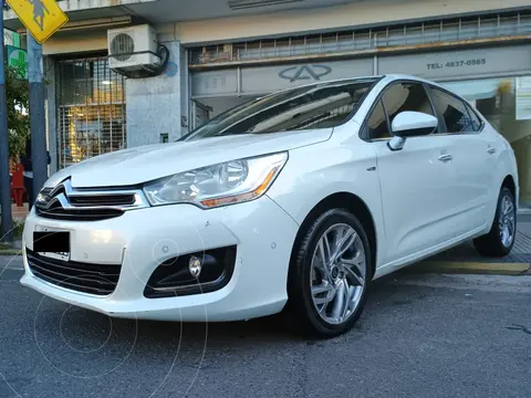 Citroen C4 Lounge 1.6 Exclusive Aut usado (2014) color Blanco precio u$s10.990