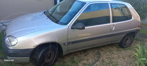 Citroen Saxo 1.1 5P usado (2001) color Gris precio $4.000.000