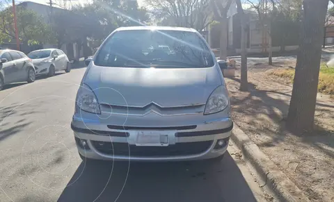 Citroen Xsara Picasso 1.6i Exclusive usado (2011) color Plata precio $11.000.000