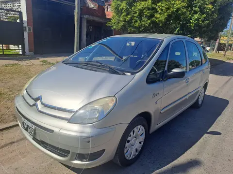Citroen Xsara Picasso 1.6i usado (2009) color Gris precio $9.000.000